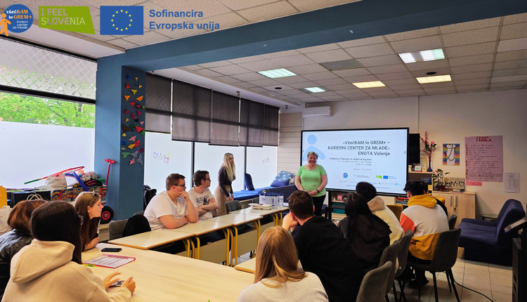 Kako brati zaposlitveni oglas – in kje v njem najdem sebe?