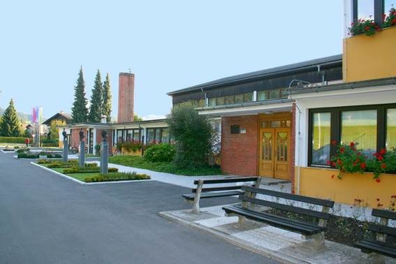 DiSpot - Nudenje učne pomoči