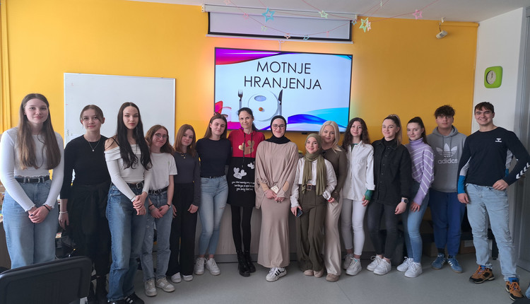 #MLADI PROSTOVOLJIJO