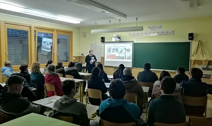 VšečKAM in GREM - Karierni center za mlade - Ribnica na Pohorju