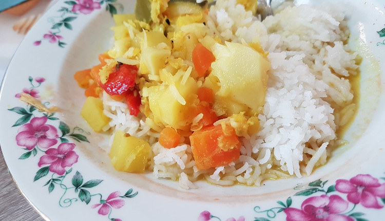 Spoznavanje čarov indijske kuhinje